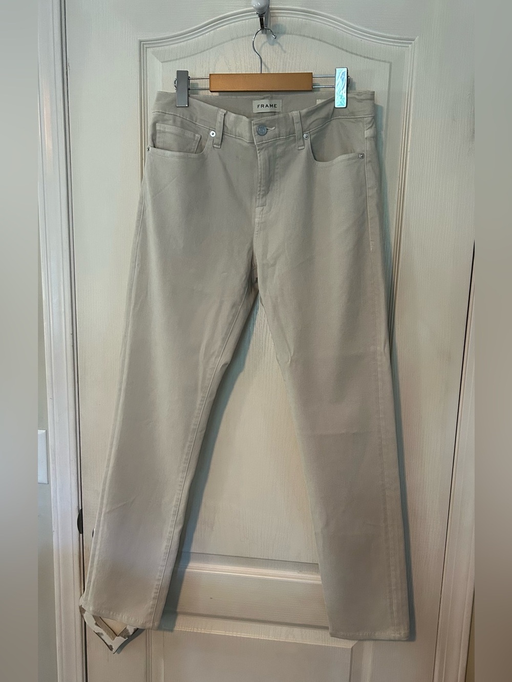 Frame Denim Men's Casual Skinny Jeans in Light Beige